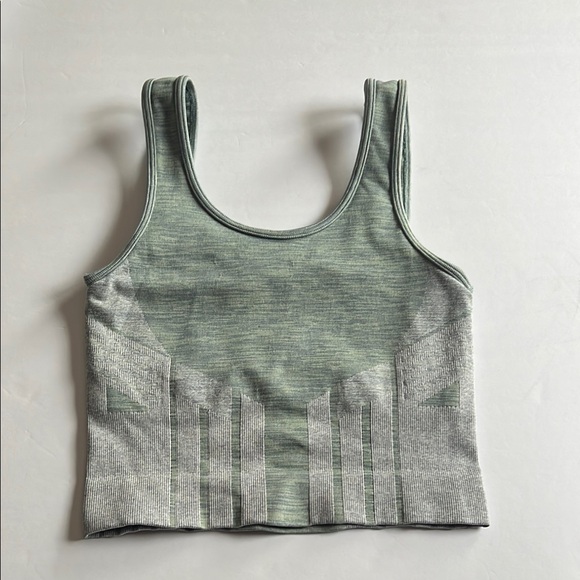 ALO Yoga Band Crop Tank Top Sports Bra Green Sz XS Athletic Athleisure Running - Picture 1 of 6